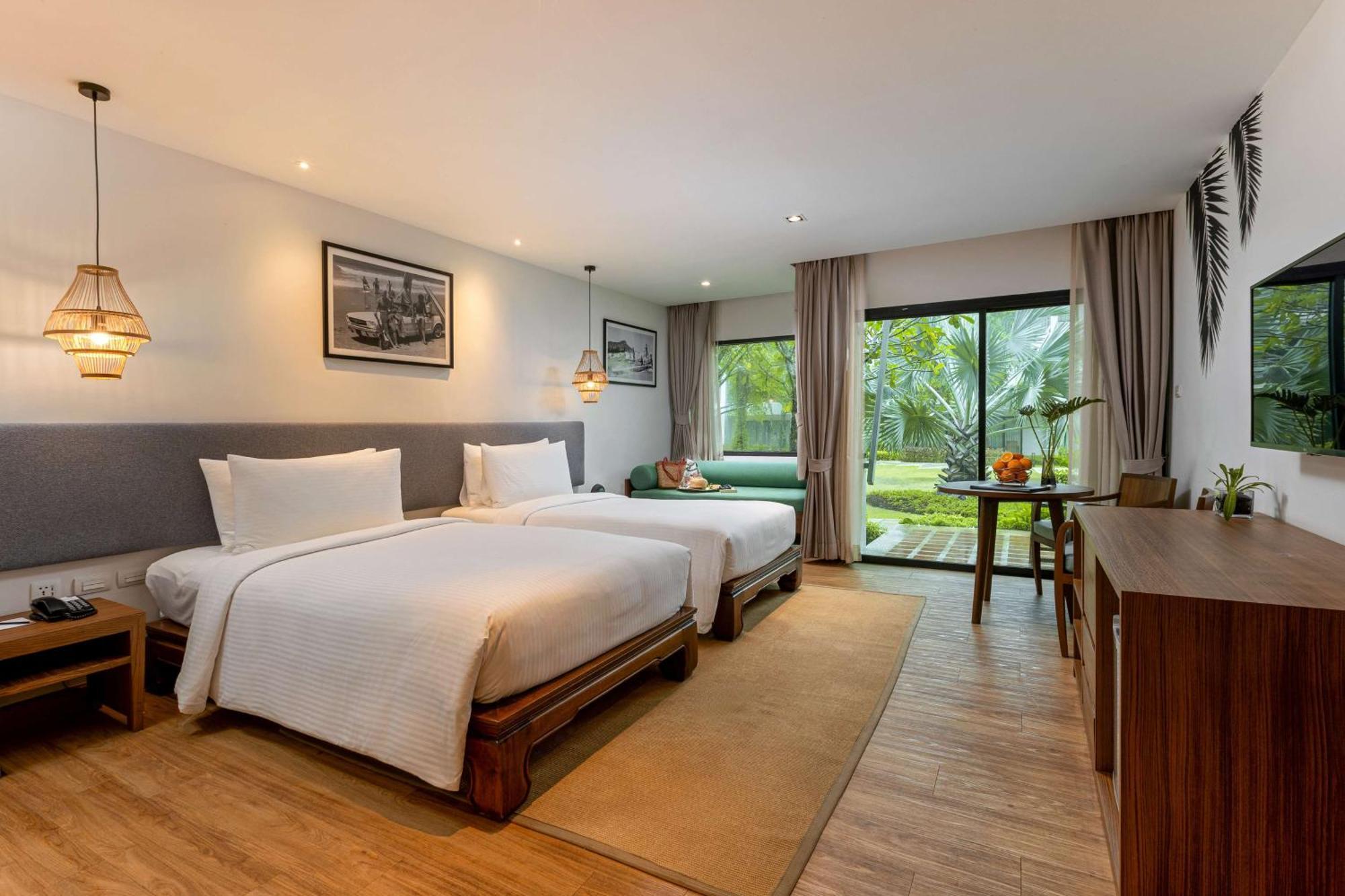 Outrigger Khao Lak Beach Resort - Sha Extra Plus Extérieur photo Deluxe Room